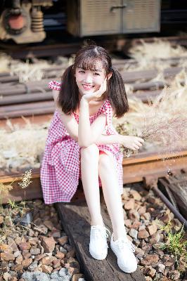 善良的女秘书的目的